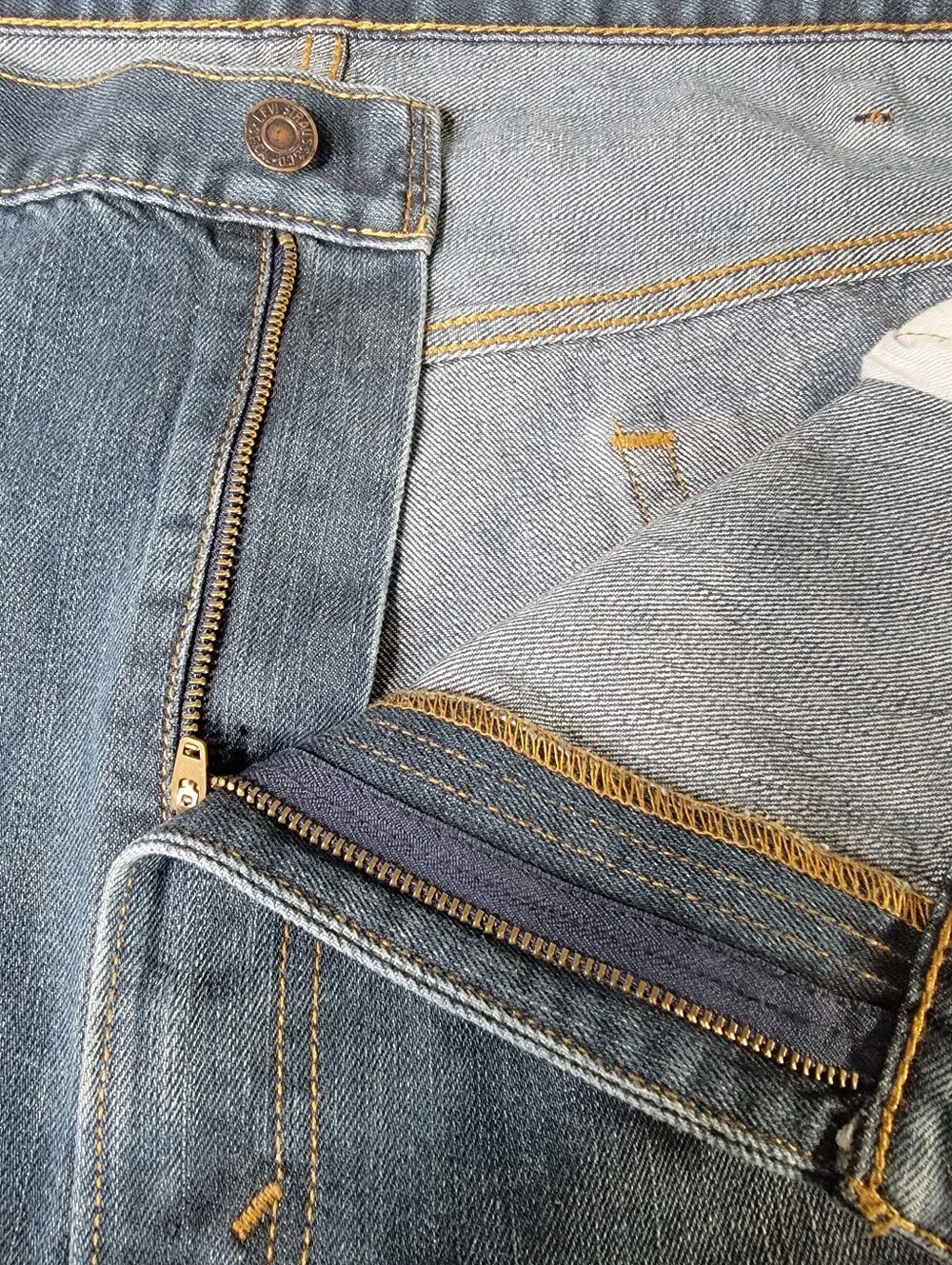 Levi's 559 Men's Denim Blue Jeans 48x30 Pockets Button Zipper Big & Tall Casual
